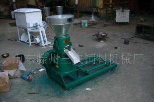 山東滕州三農(nóng)飼料機(jī)械廠 專業(yè)制造飼料制粒機(jī)，助力現(xiàn)代化養(yǎng)殖與飼料工業(yè)